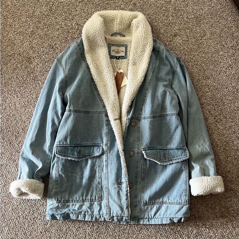 - Long denim jacket with Sherpa lining